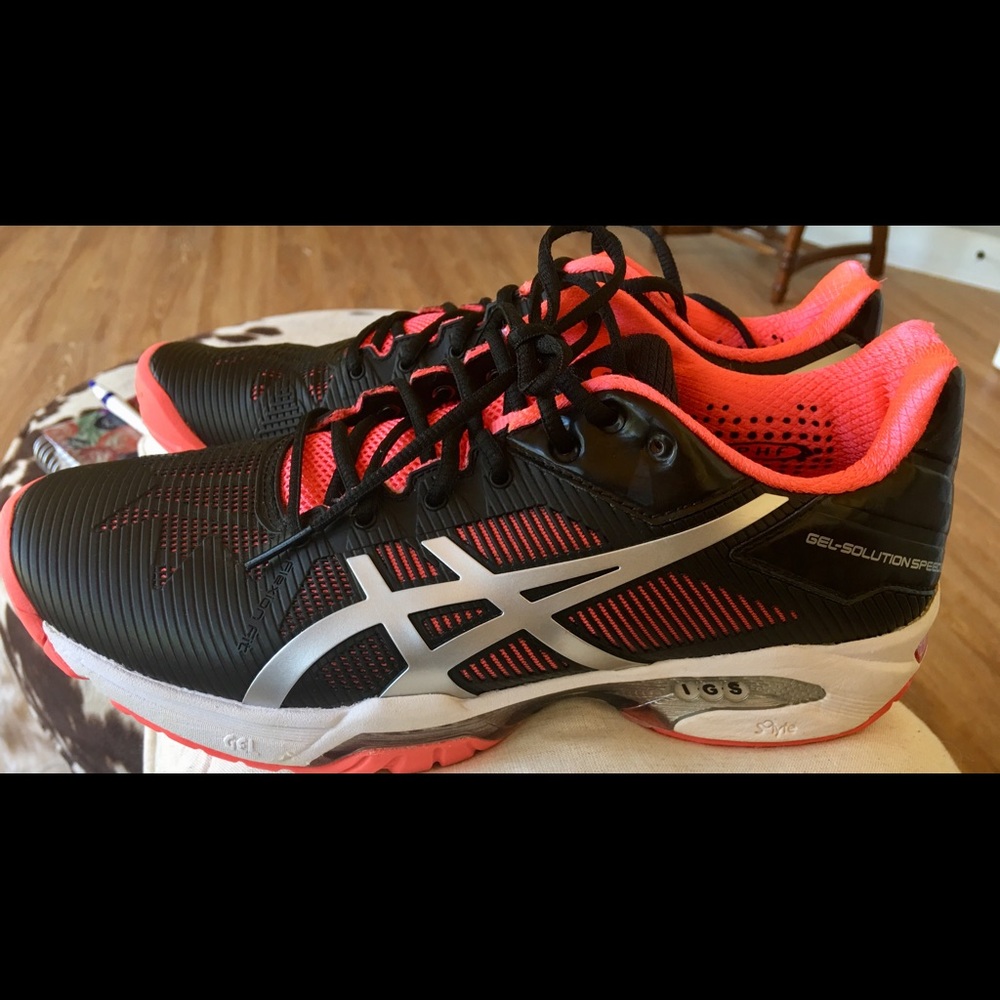 New Women’s’ ASICS Gel-Solution Speed 3- 1 DAY DIS